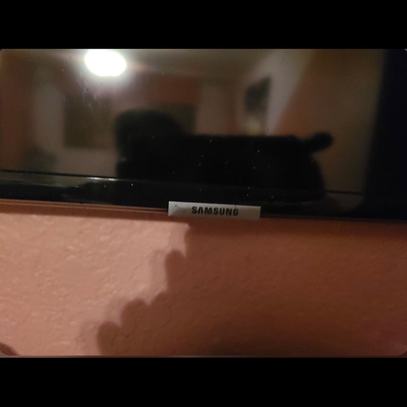 55’ inch tv in great condition used button on controller is a little loose